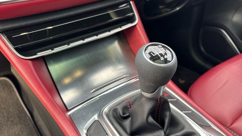 MG Hs 1.5 T-GDI Exclusive 5dr Petrol Hatchback